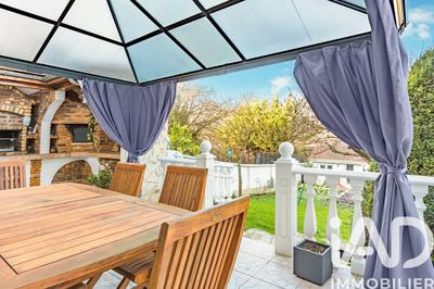 Maison - 120 m² - 6 pièces