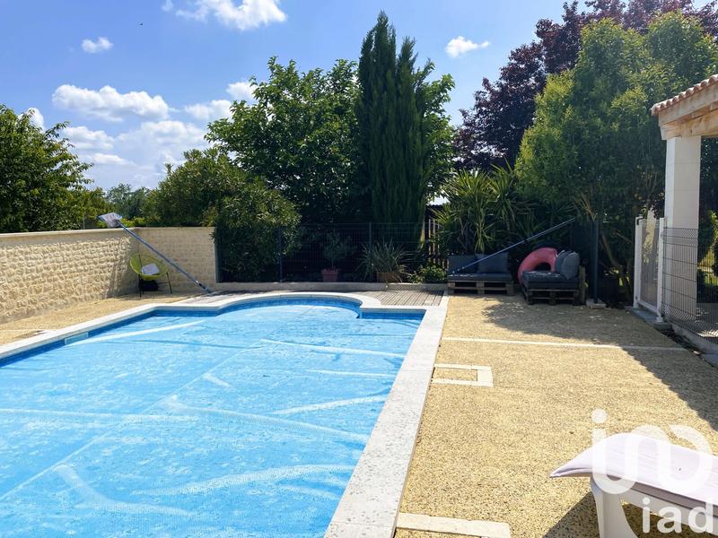 Maison - 297 m² - 11 pièces