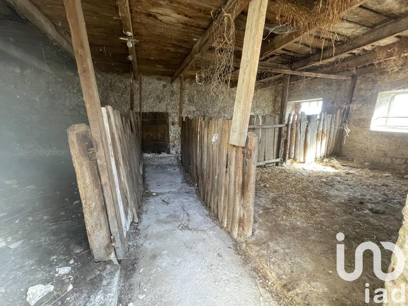 Maison - 220 m² - 5 pièces