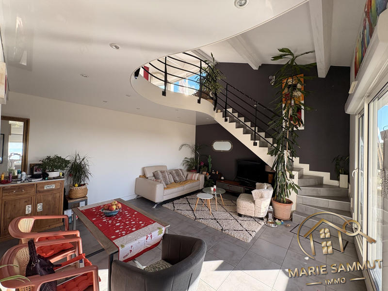 Duplex - 130 m² - 4 pièces