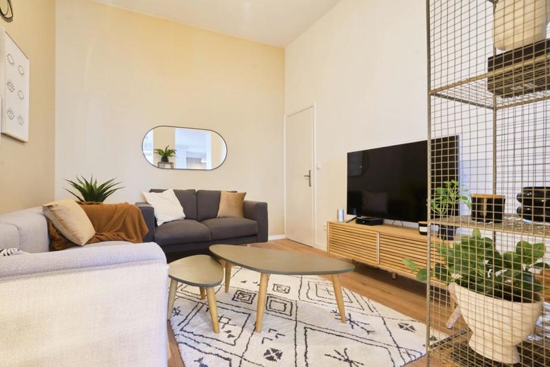 Maison - 164 m² - 10 pièces