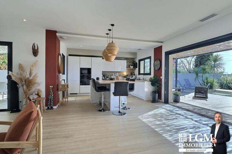 Villa - 161 m² - 5 pièces