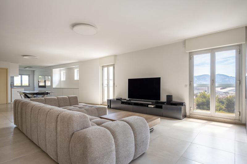 Appartement bourgeois - 118 m² - 4 pièces