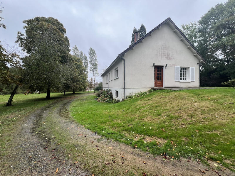 Maison - 140 m² - 5 pièces