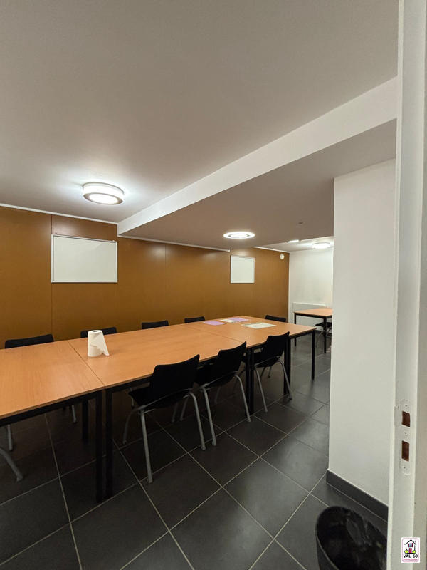 Local d'activités - 175 m²