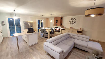 Maison - 105 m² - 6 pièces