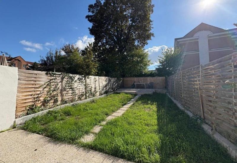 Maison - 96 m² - 6 pièces