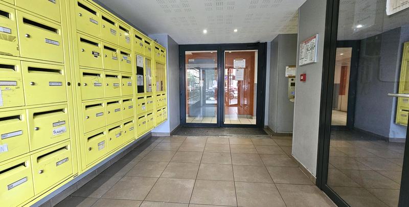 Appartement - 18 m² - 1 pièce