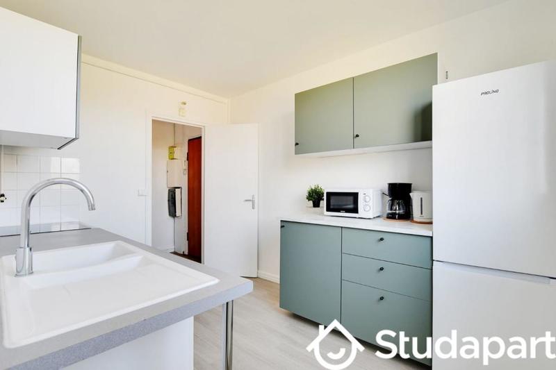 Chambre - 10 m² - 1 pièce