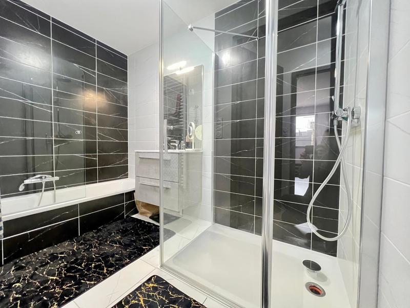 Appartement - 88 m² - 4 pièces