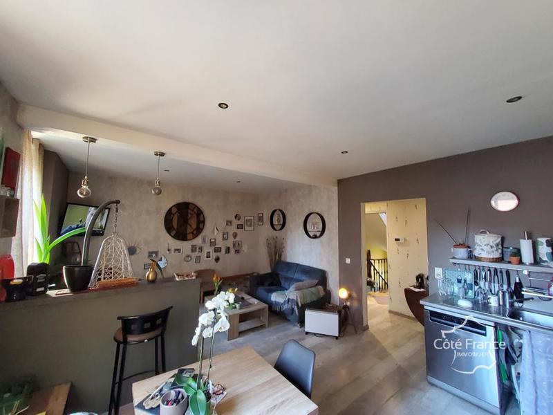 Immeuble - 90 m² - 5 pièces