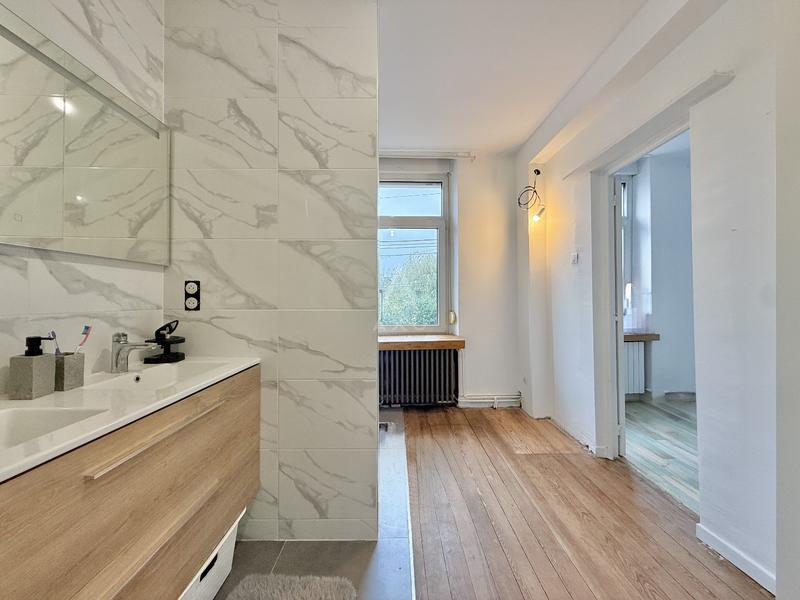 Maison - 170 m² - 6 pièces