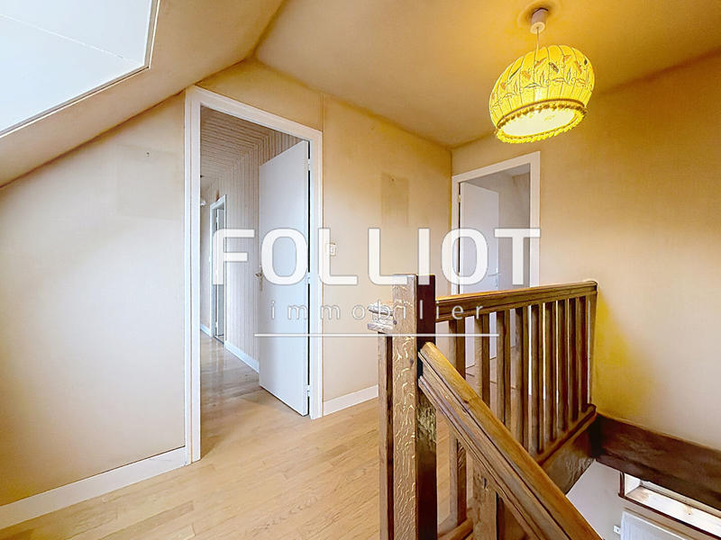 Maison - 190 m² - 5 pièces