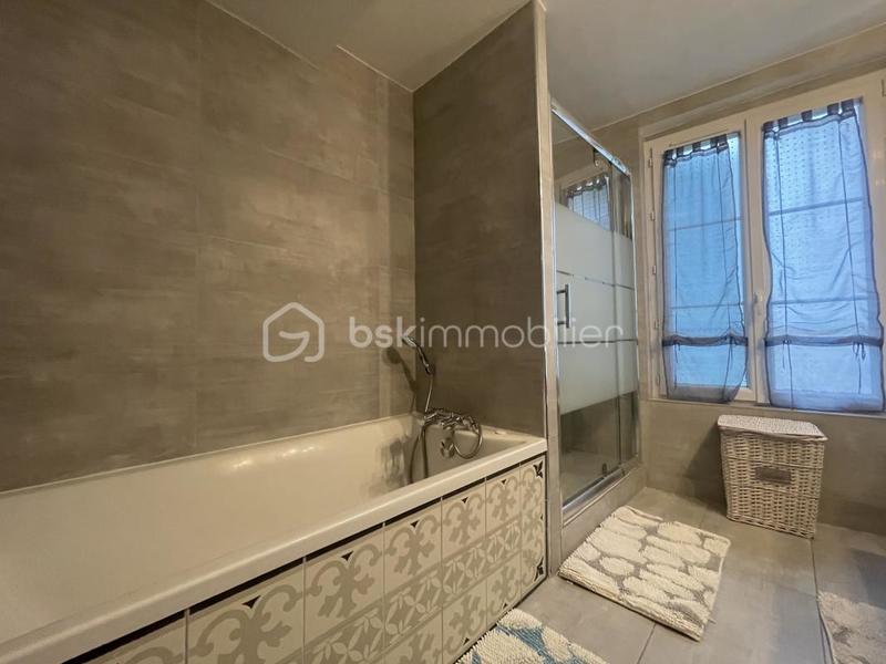 Maison de ville - 179 m² - 6 pièces