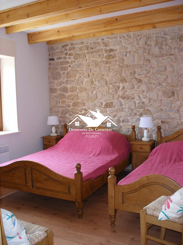 Maison - 359 m² - 11 pièces