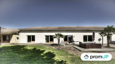 Maison contemporaine - 1 280 m² - 20 pièces