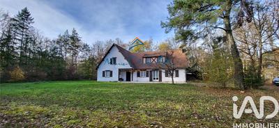 Maison - 227 m² - 9 pièces