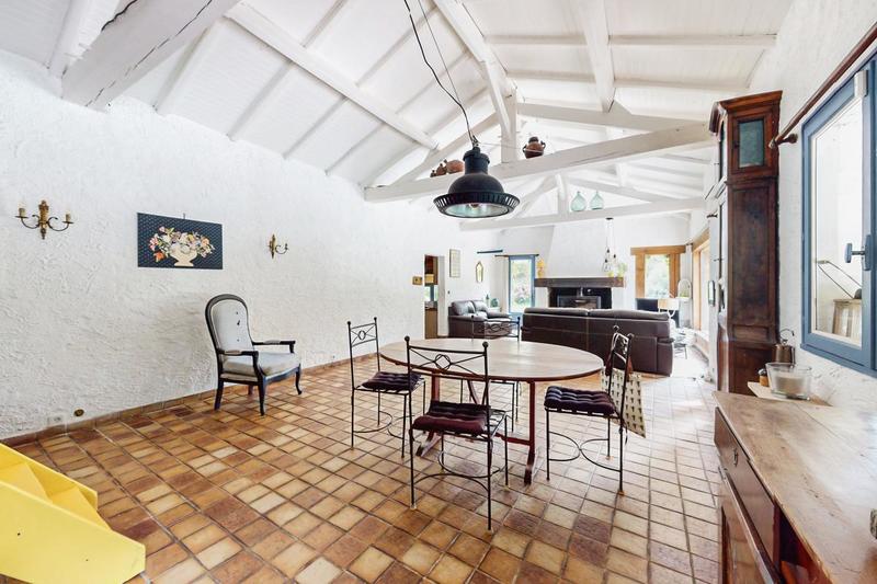 Propriété - 146 m² - 5 pièces