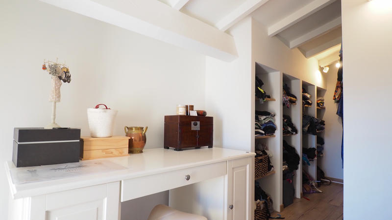 Maison - 236 m² - 7 pièces