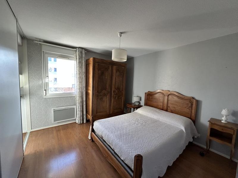 Appartement ancien - 69 m² - 3 pièces