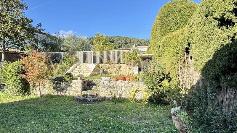 Maison - 135 m² - 7 pièces