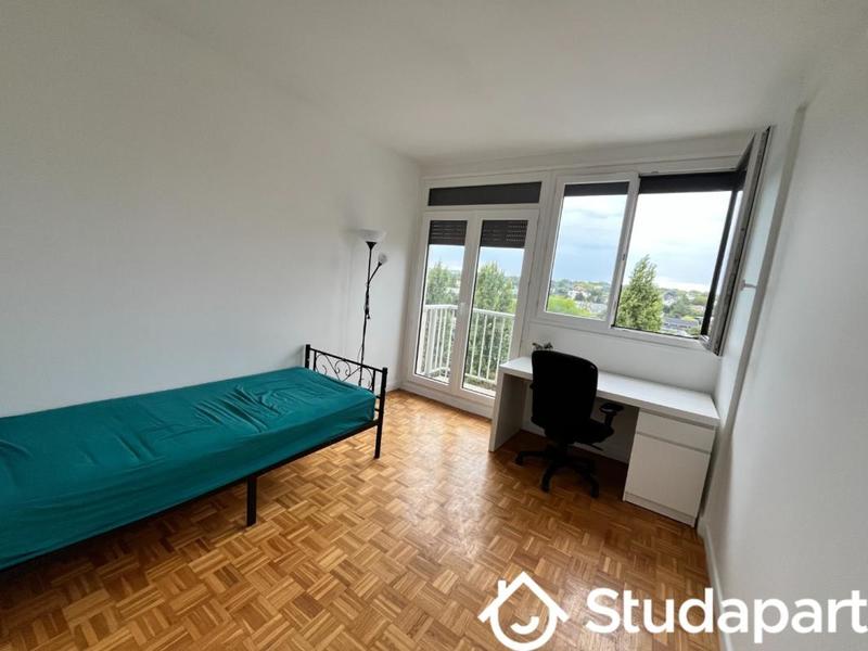 Chambre - 11 m² - 1 pièce