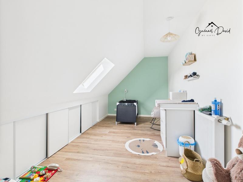 Maison - 110 m² - 5 pièces