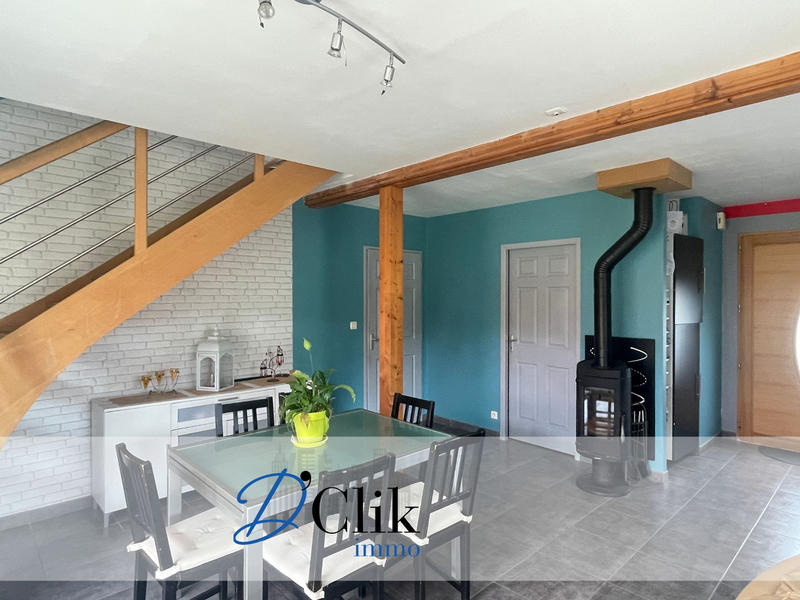 Maison - 99 m² - 5 pièces