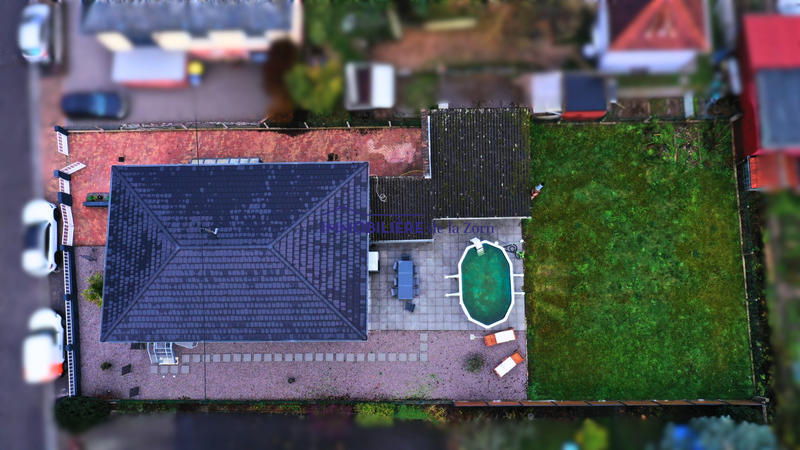 Maison - 93 m² - 4 pièces