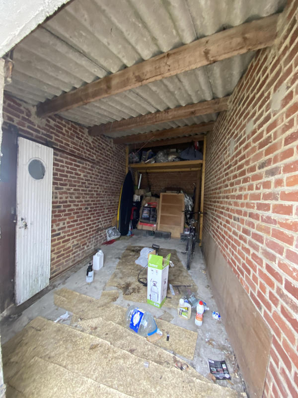 Parking / Garage - 28 m²