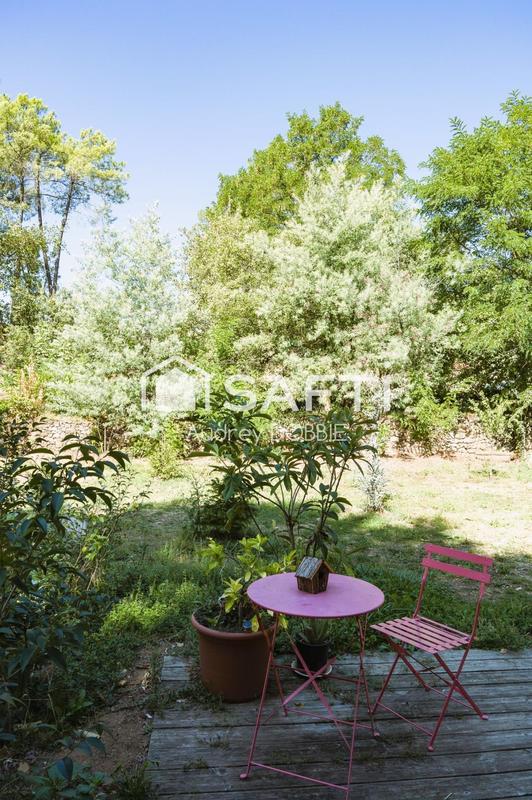 Maison - 195 m² - 8 pièces