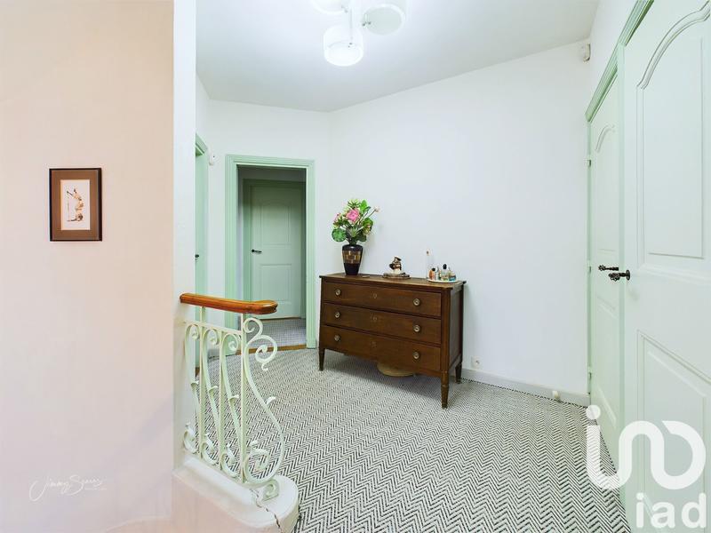 Maison - 163 m² - 7 pièces