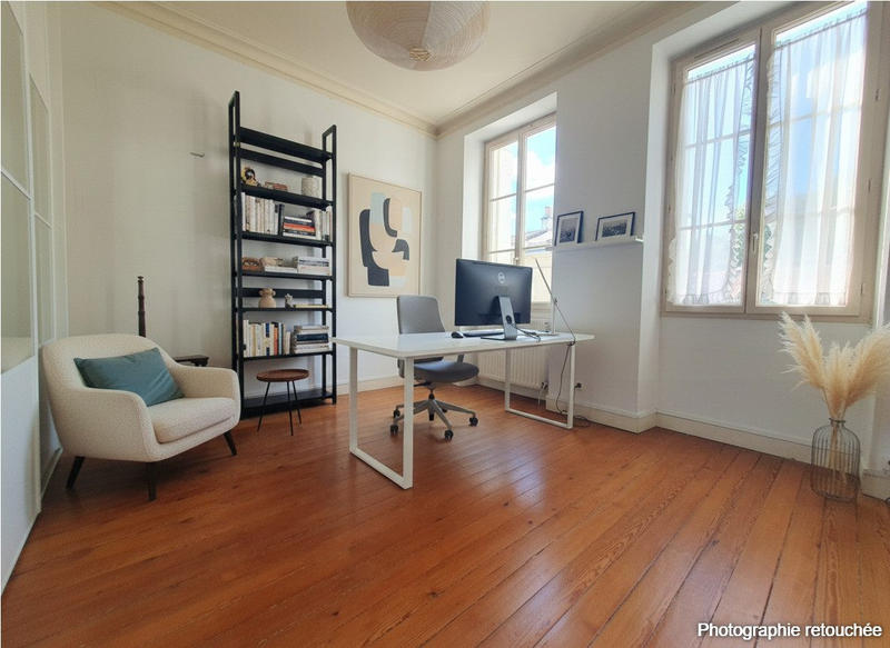 Maison - 204 m² - 6 pièces