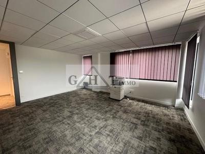 Bureau - 254 m²