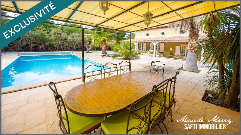 Maison - 230 m² - 6 pièces