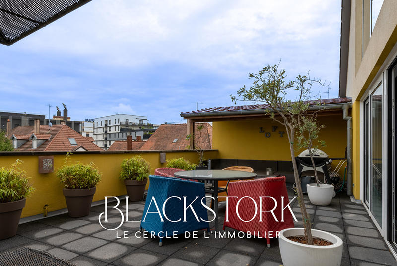 Appartement - 300 m² - 10 pièces