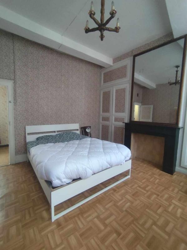 Maison - 320 m² - 10 pièces