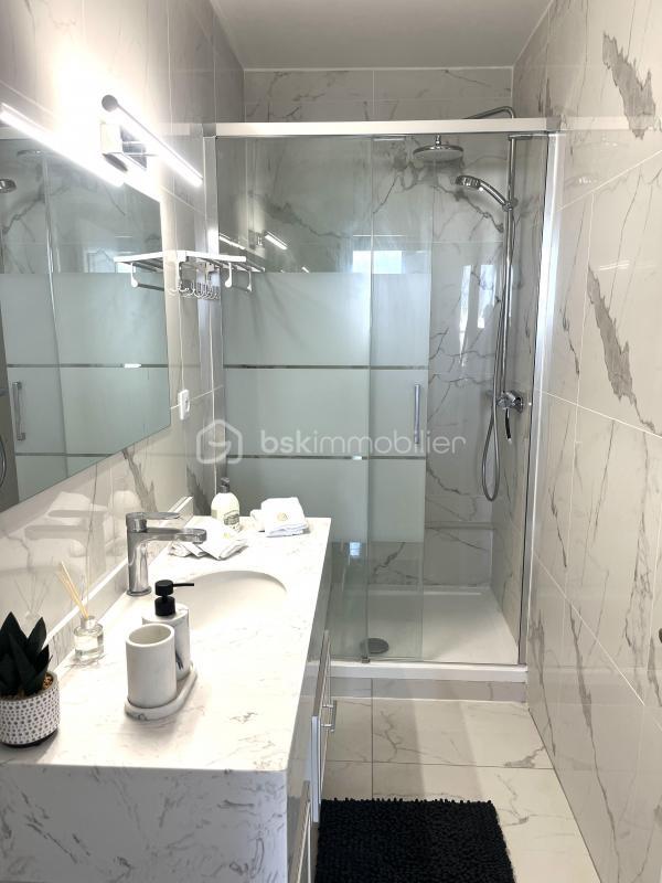 Appartement - 103 m² - 4 pièces