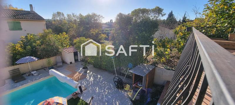 Maison - 240 m² - 7 pièces