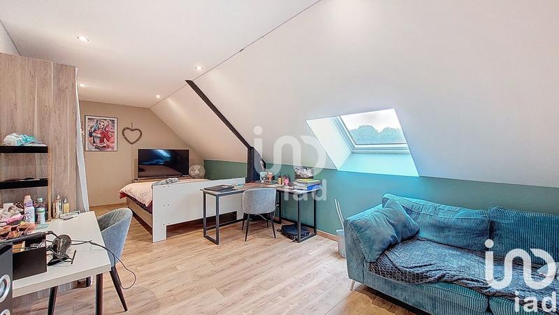 Maison - 185 m² - 7 pièces