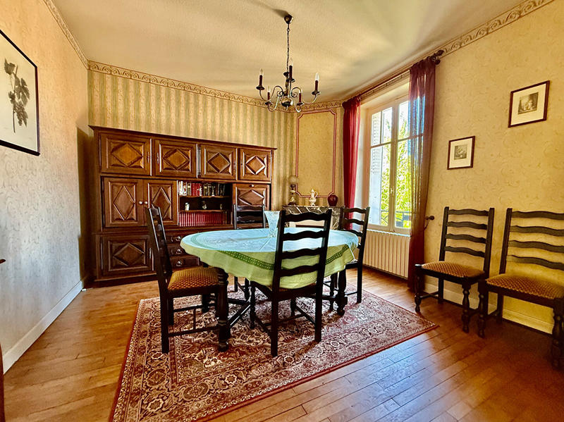 Maison - 120 m² - 7 pièces