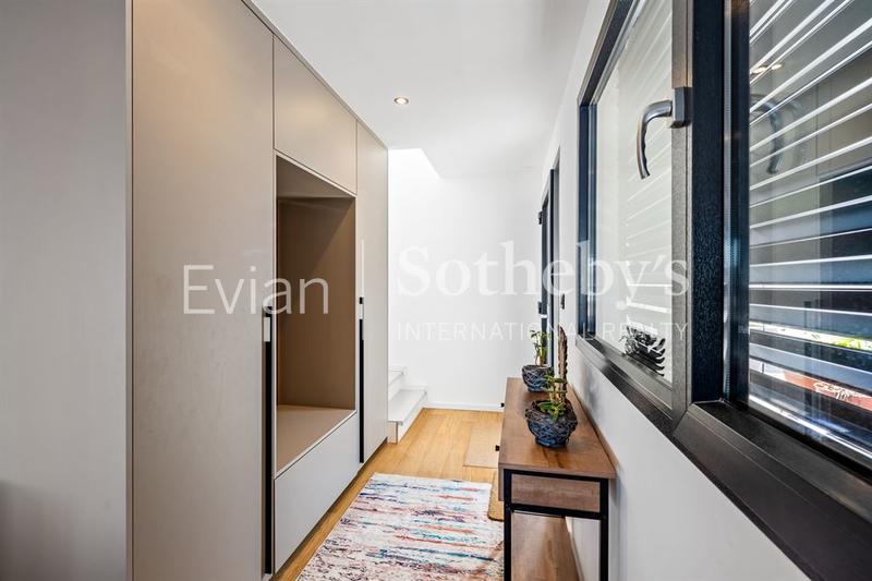 Maison - 171 m² - 6 pièces