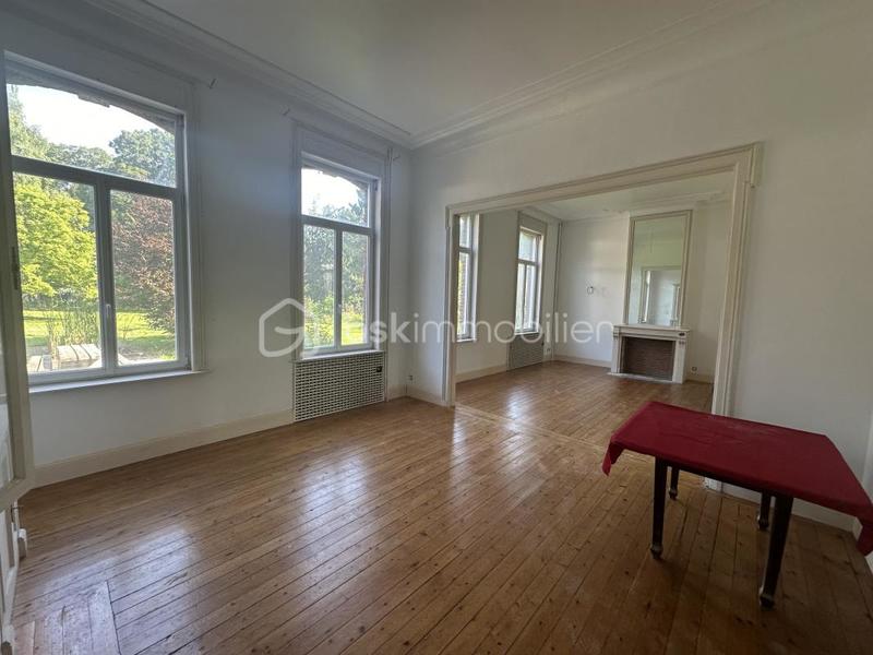 Maison de maîtres - 330 m² - 12 pièces