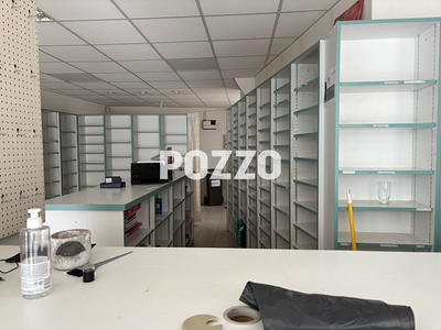 Local commercial - 60 m² - 1 pièce