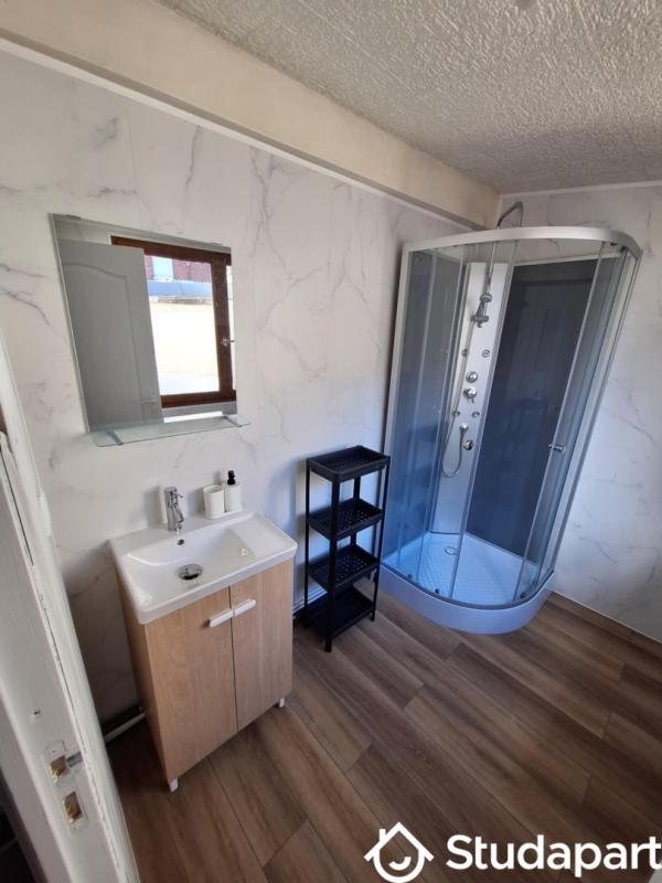 Chambre - 15 m² - 1 pièce