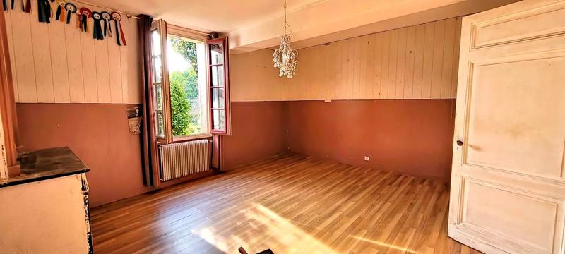 Maison - 260 m² - 8 pièces