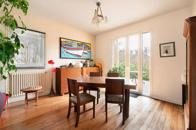 Maison - 182 m² - 8 pièces