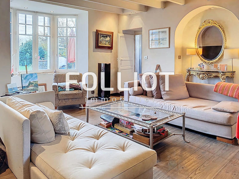 Maison - 158 m² - 6 pièces