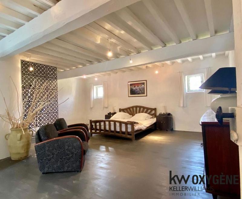 Château - 880 m² - 25 pièces