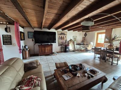 Maison ancienne - 240 m² - 8 pièces